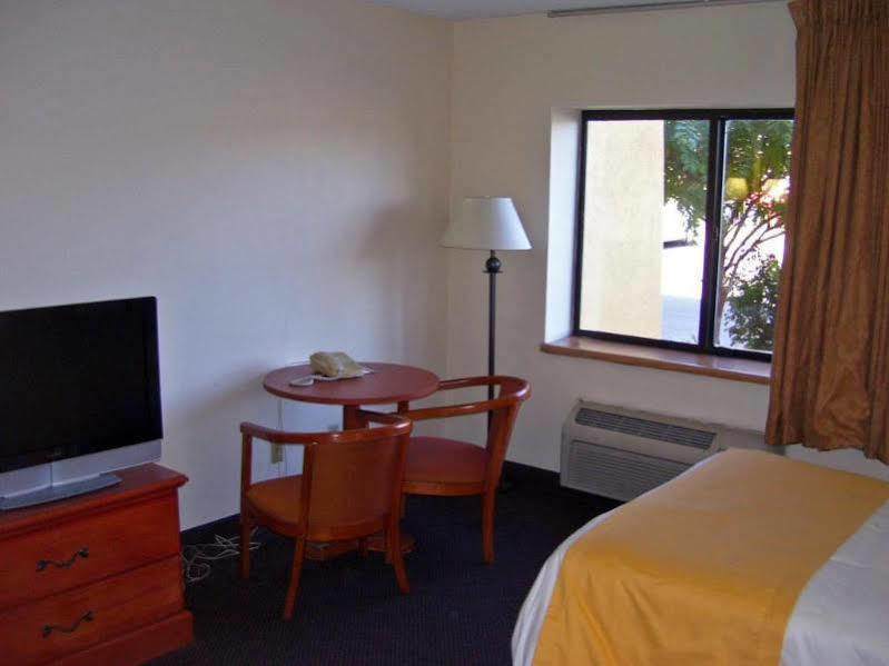 Comfort Inn Airport Memphis Exterior photo