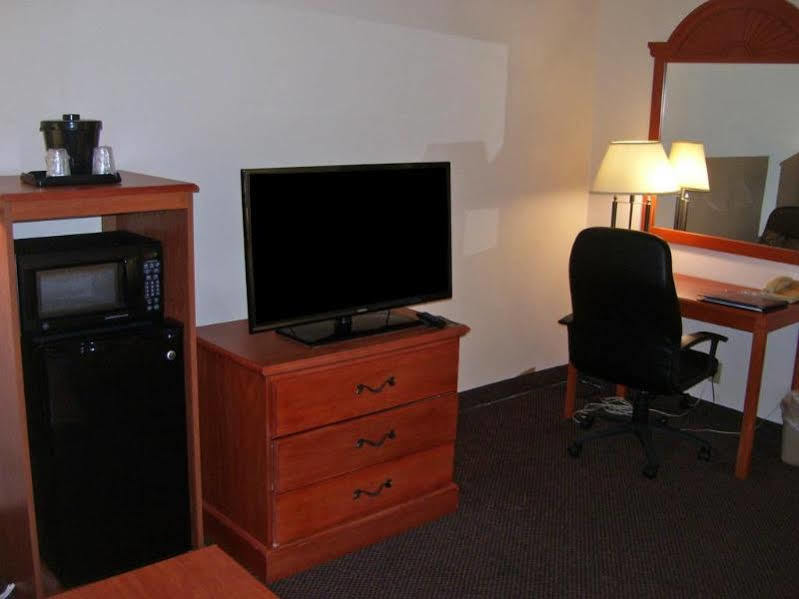 Comfort Inn Airport Memphis Exterior photo